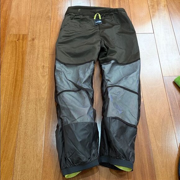 The North Face Women's Freedom Hyvent Insulated Ski Pants in neon yellow size XS - Picture 9 of 13
